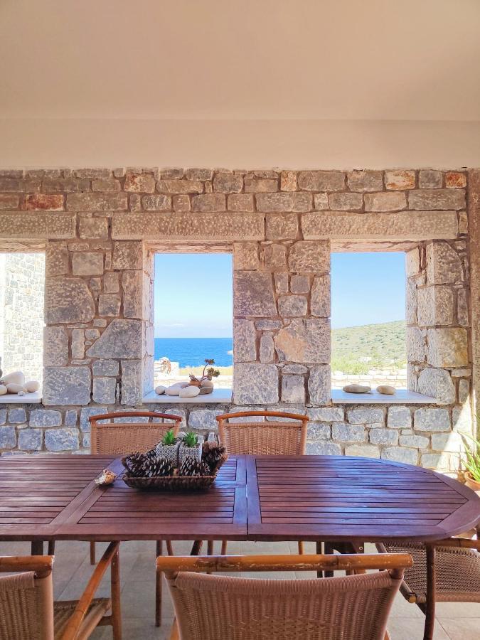 Athevillas Chrysoula Mézapos 외부 사진