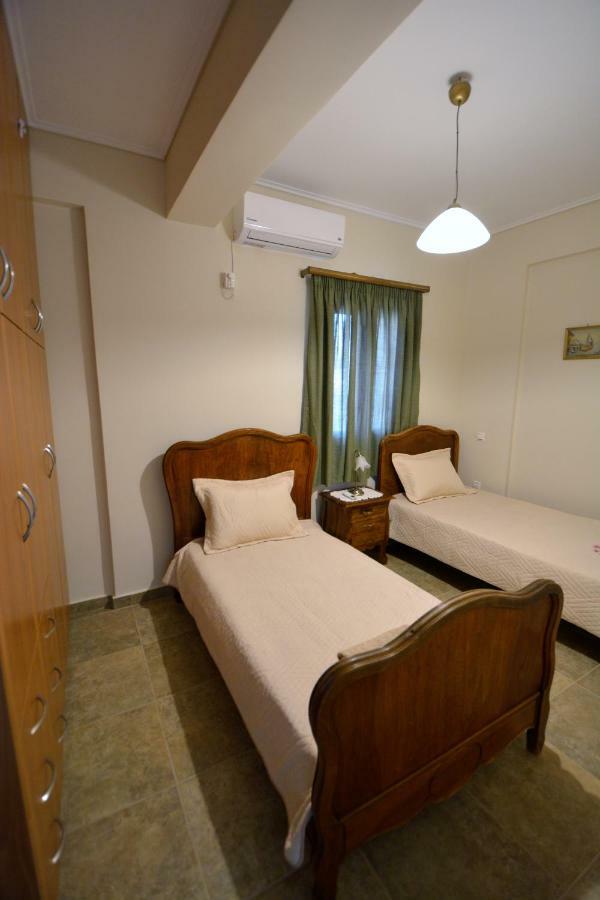 Athevillas Chrysoula Mézapos 외부 사진